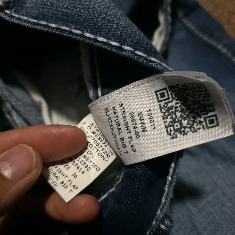 True Religion Jeans Straight Flap Big T Blue Pants Size 36 x 29 *Fits 38 x 29*